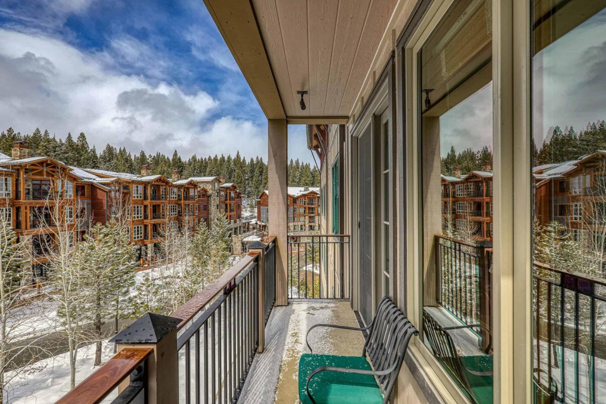 Iron Horse Lodge South 404 By East West Hospitality Truckee Exterior photo